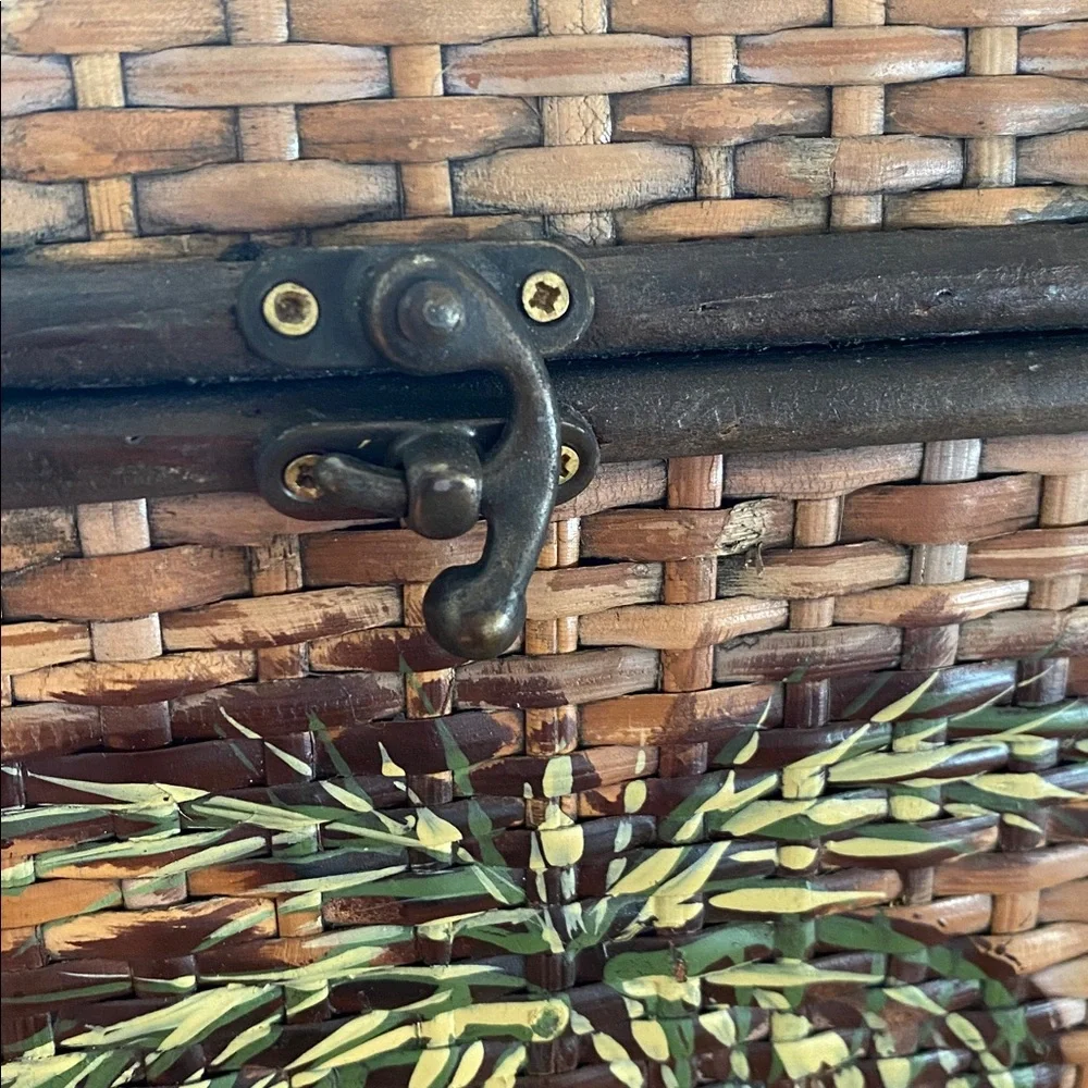 N/A vintage rattan